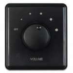 لوحة التحكم بالصوت السوداء