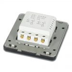 لوحة التحكم بالصوت السوداء